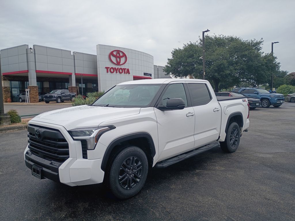 2025 Toyota Tundra SR5