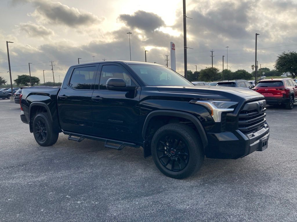 2025 Toyota Tundra SR5