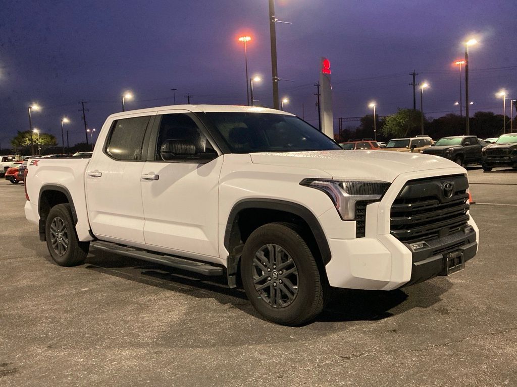 2025 Toyota Tundra SR5