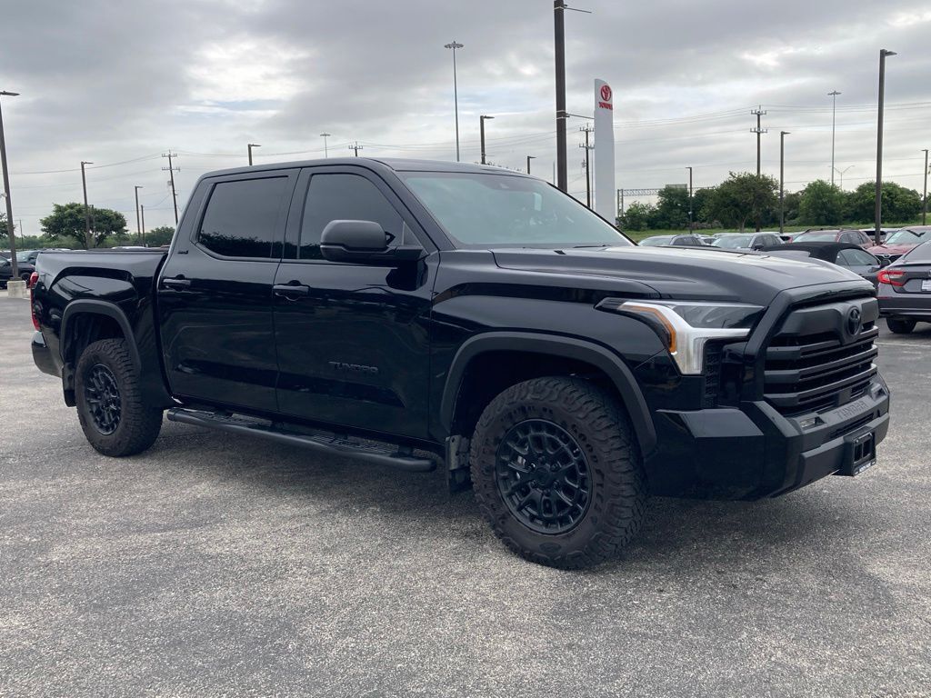 2025 Toyota Tundra SR5