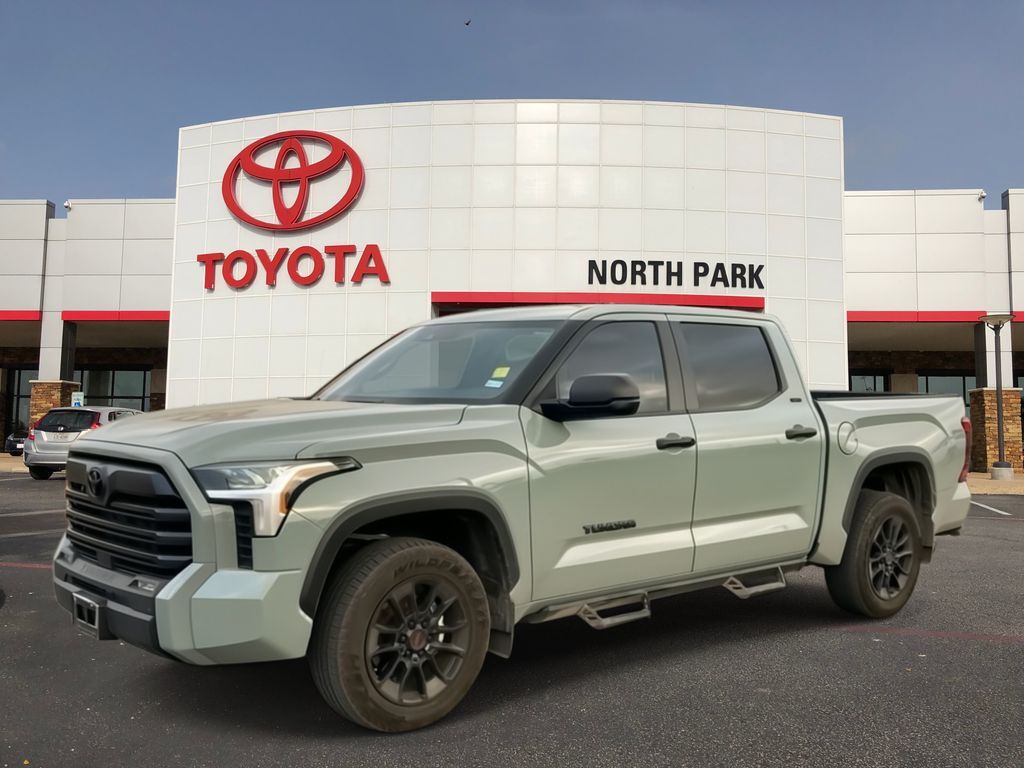 2025 Toyota Tundra SR5