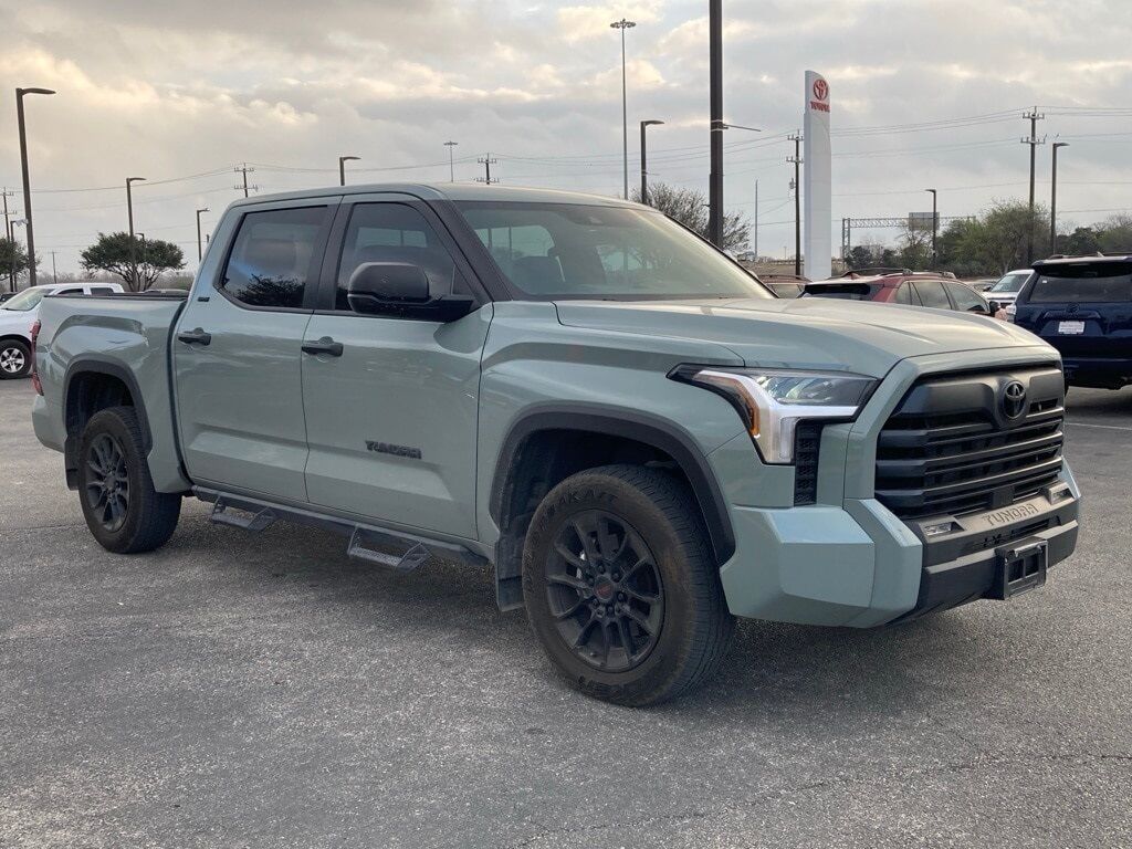 2025 Toyota Tundra SR5