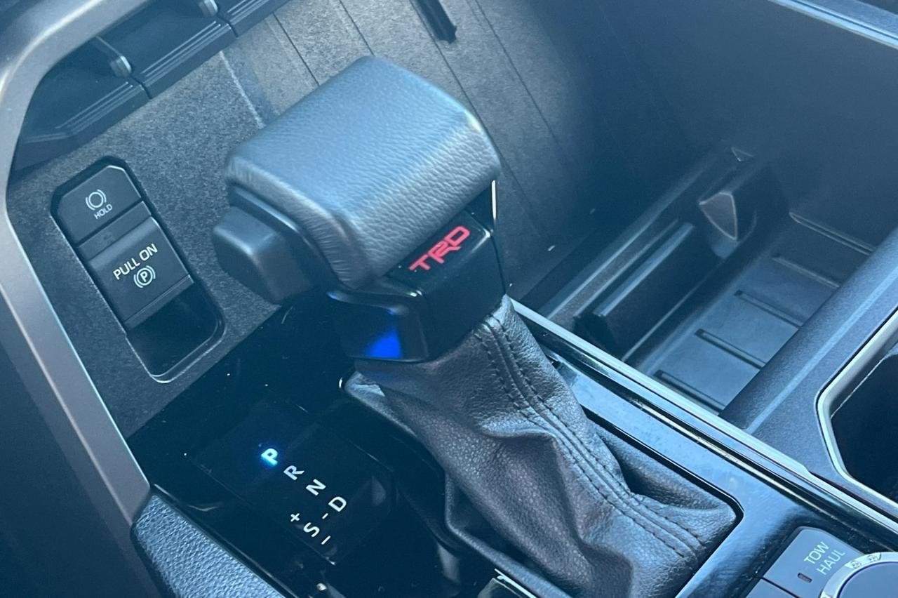 2025 Toyota Tundra SR5 Ontario OR