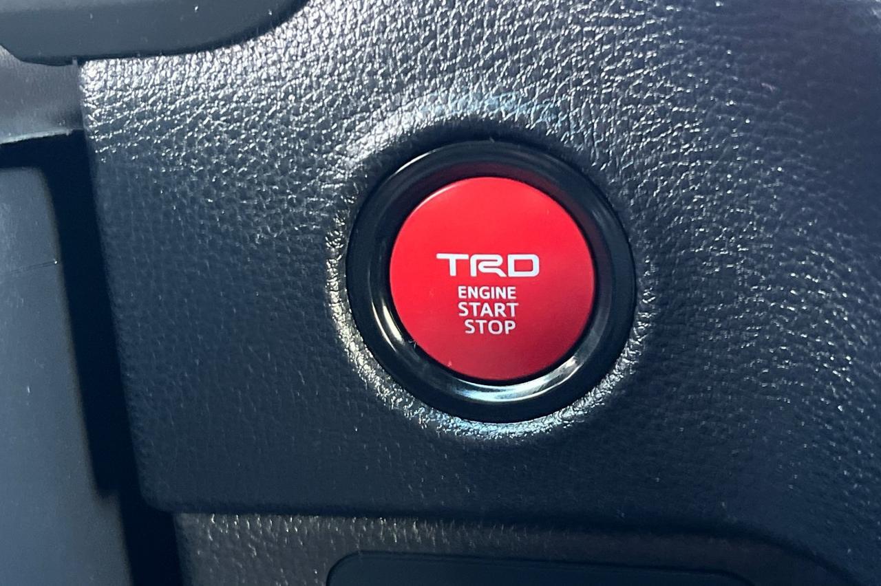 2025 Toyota Tundra SR5 Ontario OR