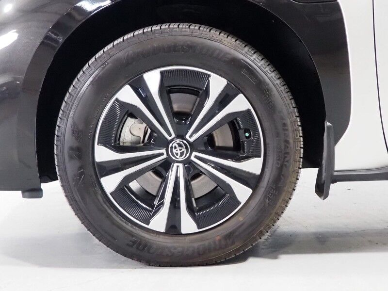 2025 Toyota bZ4X XLE *NAVIGATION, ADAPTIVE CRUISE, SAFETY ALERTS, BACKUP-CAMERA, COLOR TOUCHSCREEN, PANORAMA GLASS ROOF, HEATED SEATS/STEERING, POWER LIFTGATE, WIRELESS CHARGING, ANDROID & APPLE Round Rock TX