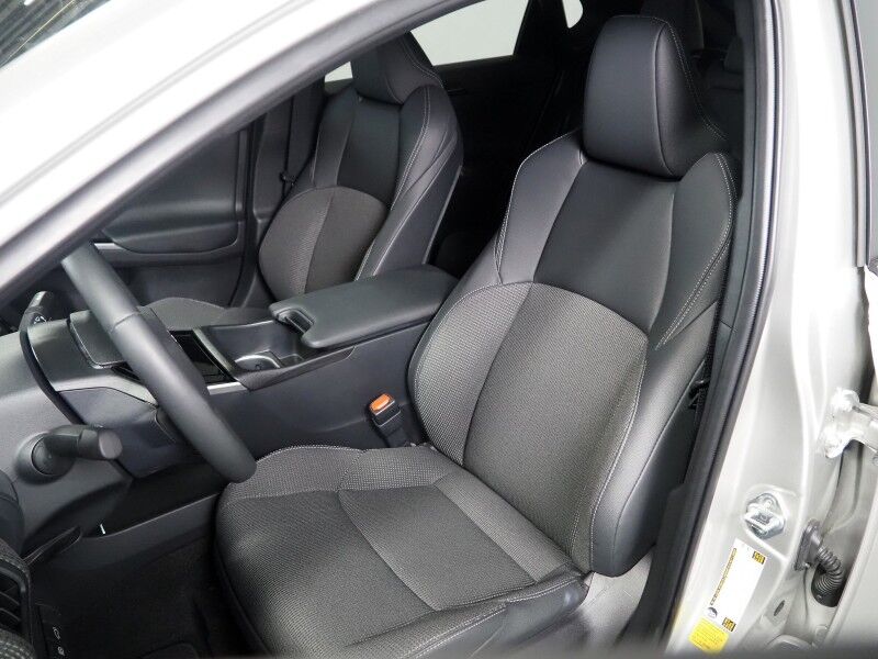 2025 Toyota bZ4X XLE *NAVIGATION, ADAPTIVE CRUISE, SAFETY ALERTS, BACKUP-CAMERA, COLOR TOUCHSCREEN, PANORAMA GLASS ROOF, HEATED SEATS/STEERING, POWER LIFTGATE, WIRELESS CHARGING, ANDROID & APPLE Round Rock TX