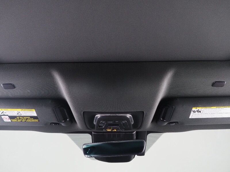 2025 Toyota bZ4X XLE *NAVIGATION, ADAPTIVE CRUISE, SAFETY ALERTS, BACKUP-CAMERA, COLOR TOUCHSCREEN, PANORAMA GLASS ROOF, HEATED SEATS/STEERING, POWER LIFTGATE, WIRELESS CHARGING, ANDROID & APPLE Round Rock TX