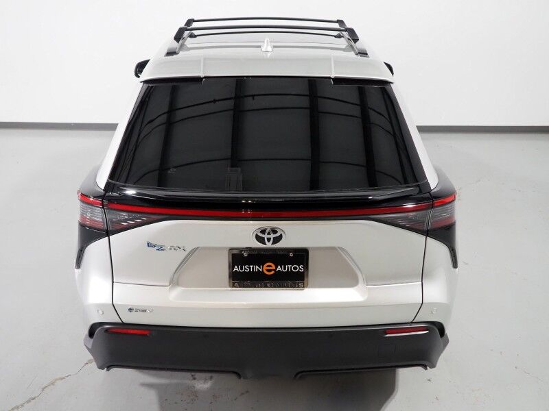 2025 Toyota bZ4X XLE *NAVIGATION, ADAPTIVE CRUISE, SAFETY ALERTS, BACKUP-CAMERA, COLOR TOUCHSCREEN, PANORAMA GLASS ROOF, HEATED SEATS/STEERING, POWER LIFTGATE, WIRELESS CHARGING, ANDROID & APPLE Round Rock TX