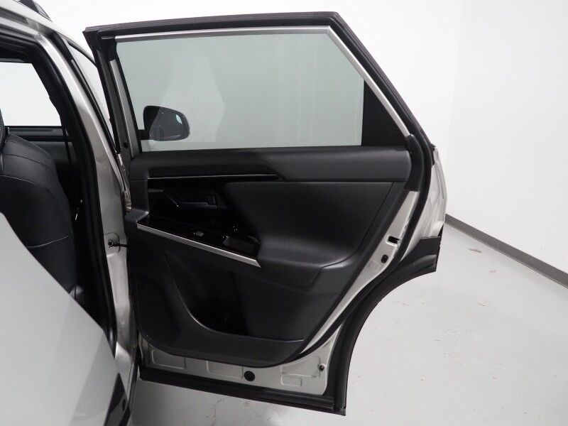 2025 Toyota bZ4X XLE *NAVIGATION, ADAPTIVE CRUISE, SAFETY ALERTS, BACKUP-CAMERA, COLOR TOUCHSCREEN, PANORAMA GLASS ROOF, HEATED SEATS/STEERING, POWER LIFTGATE, WIRELESS CHARGING, ANDROID & APPLE Round Rock TX