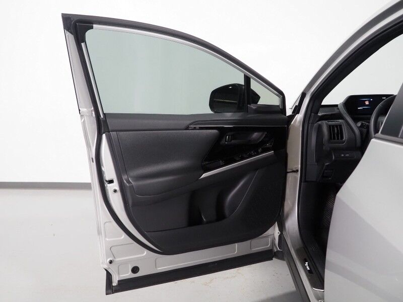 2025 Toyota bZ4X XLE *NAVIGATION, ADAPTIVE CRUISE, SAFETY ALERTS, BACKUP-CAMERA, COLOR TOUCHSCREEN, PANORAMA GLASS ROOF, HEATED SEATS/STEERING, POWER LIFTGATE, WIRELESS CHARGING, ANDROID & APPLE Round Rock TX