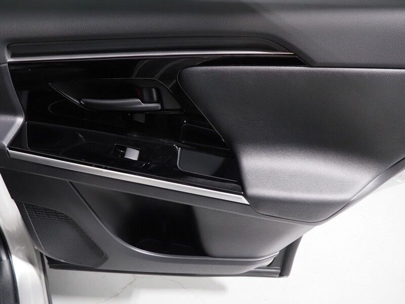 2025 Toyota bZ4X XLE *NAVIGATION, ADAPTIVE CRUISE, SAFETY ALERTS, BACKUP-CAMERA, COLOR TOUCHSCREEN, PANORAMA GLASS ROOF, HEATED SEATS/STEERING, POWER LIFTGATE, WIRELESS CHARGING, ANDROID & APPLE Round Rock TX