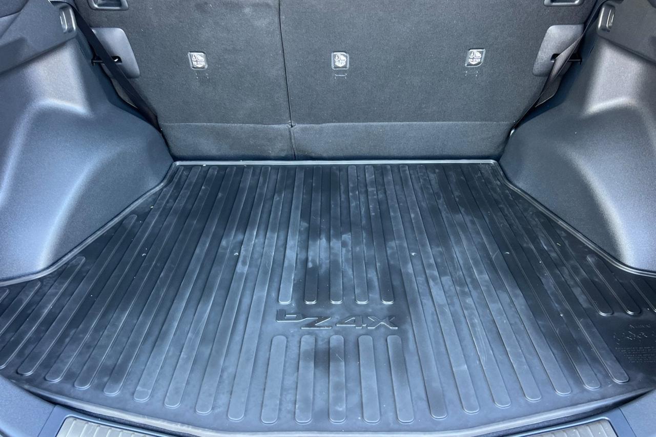 2025 Toyota bZ4X XLE Roseville CA