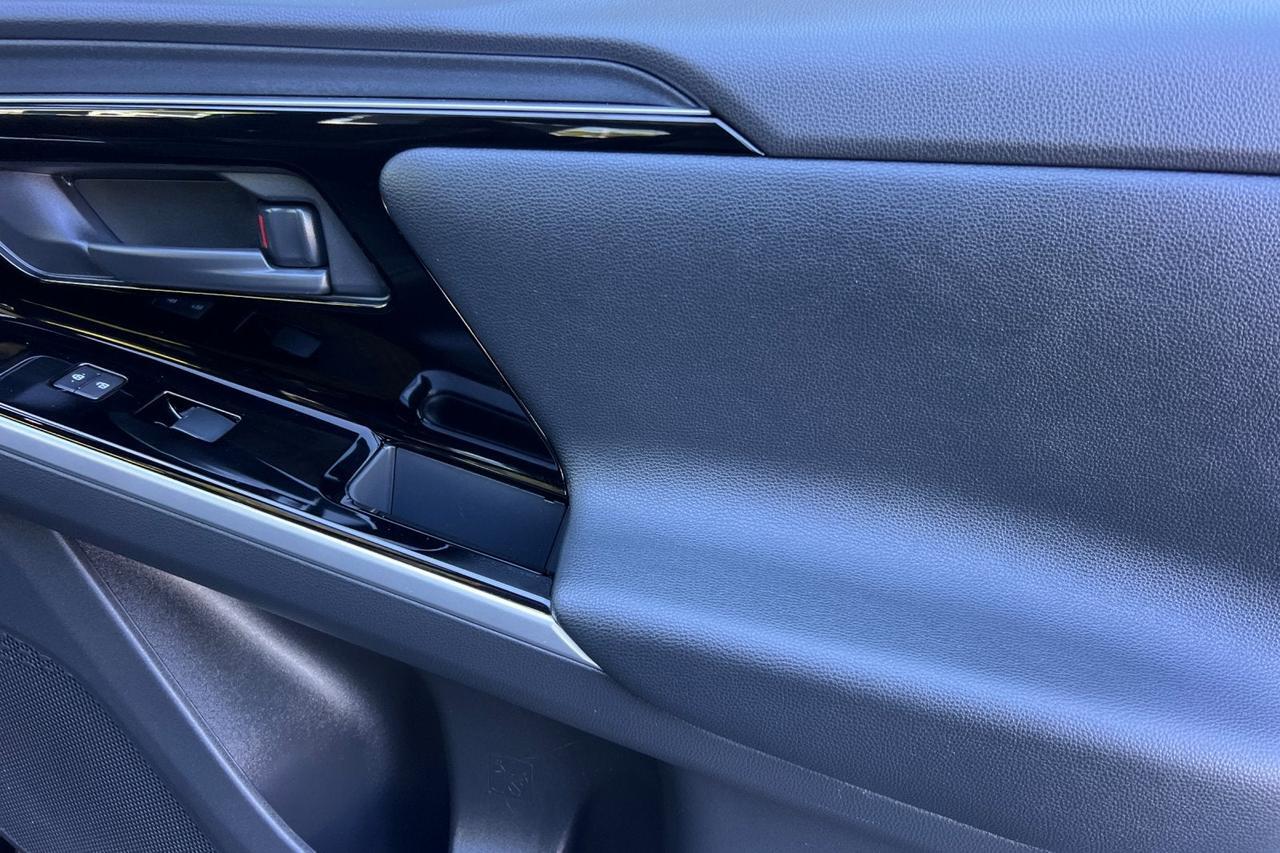 2025 Toyota bZ4X XLE Roseville CA