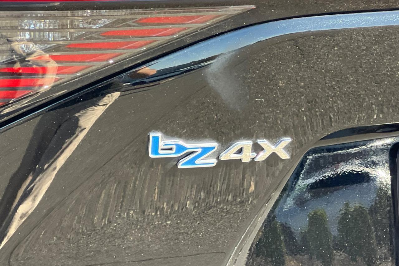 2025 Toyota bZ4X XLE Roseville CA