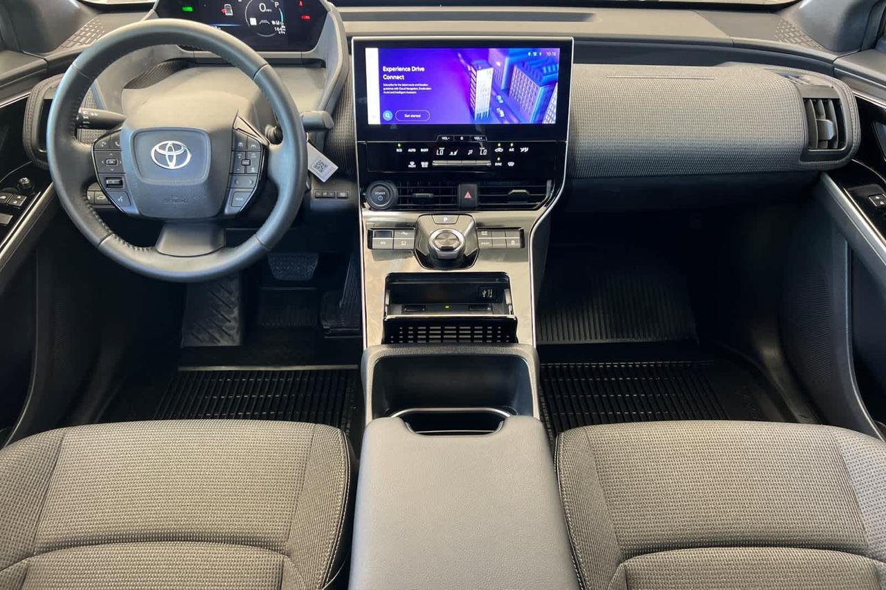2025 Toyota bZ4X XLE