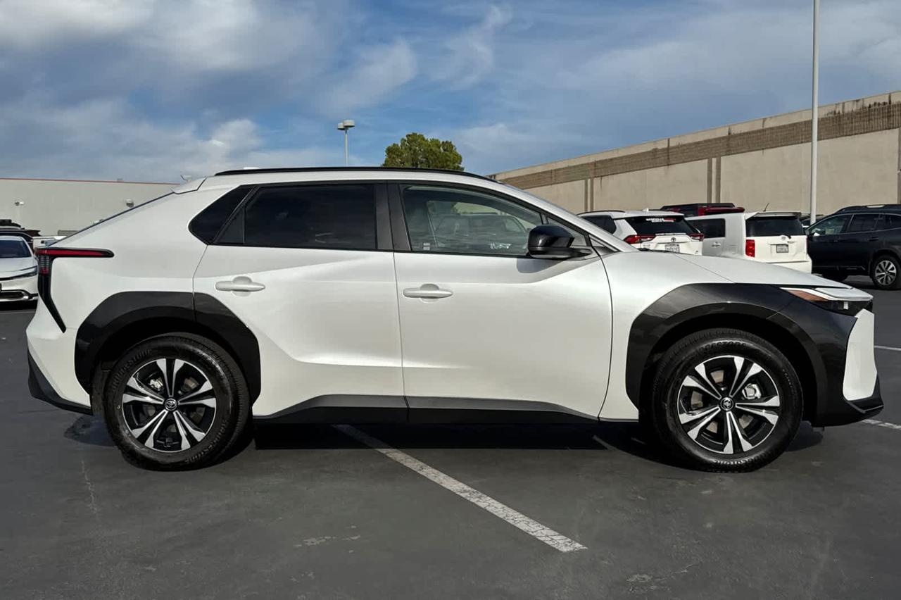 2025 Toyota bZ4X XLE Roseville CA