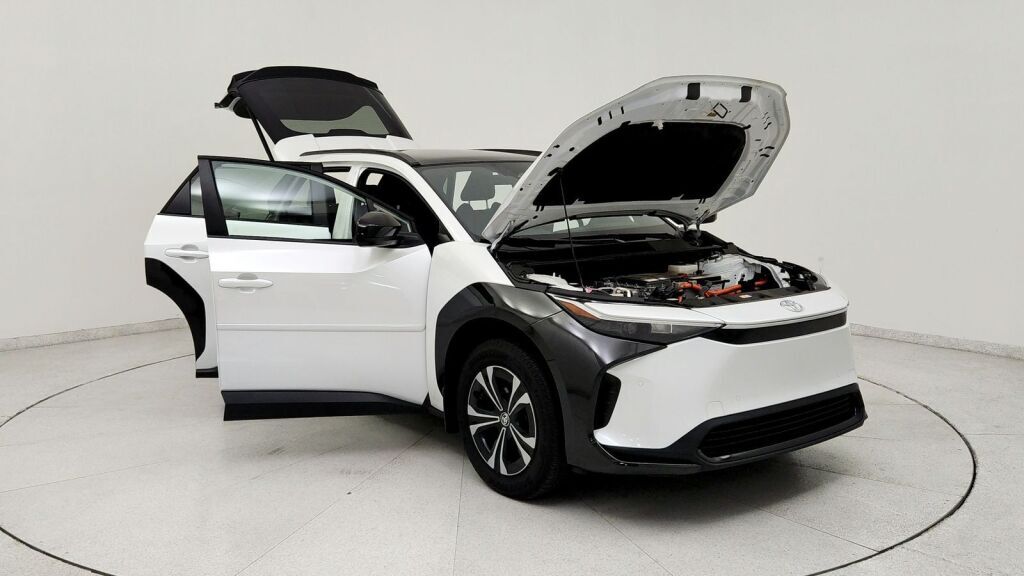 2025 Toyota bZ4X XLE Laurel MD