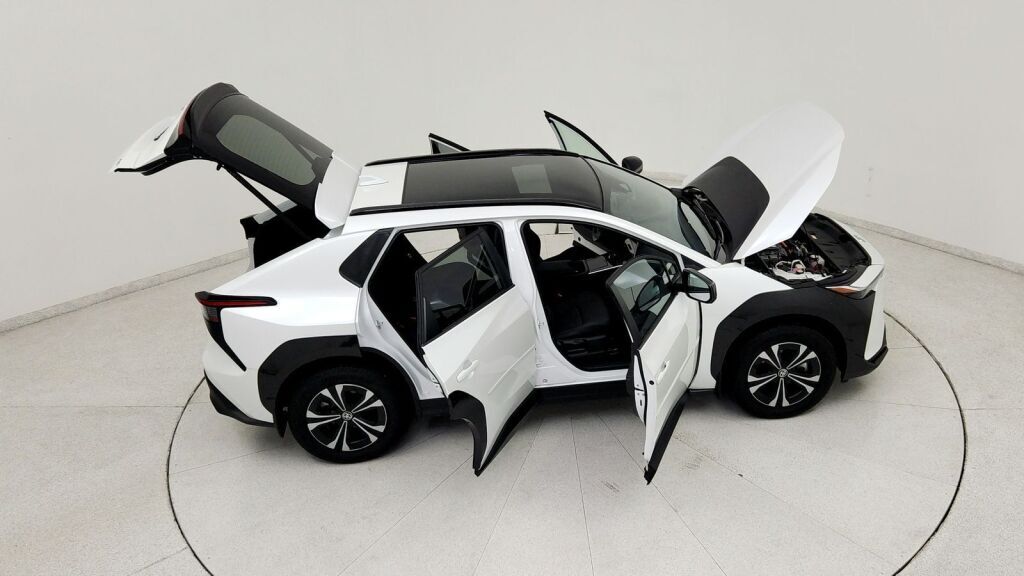 2025 Toyota bZ4X XLE Laurel MD