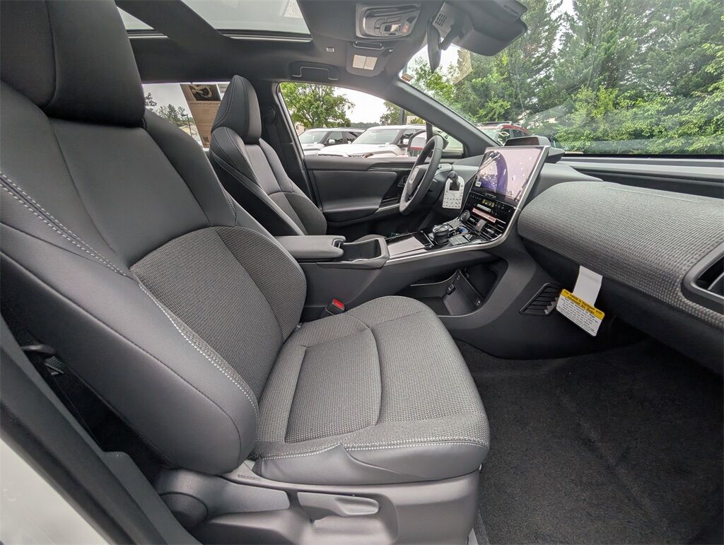 2025 Toyota bZ4X XLE