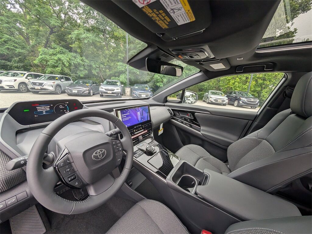2025 Toyota bZ4X XLE