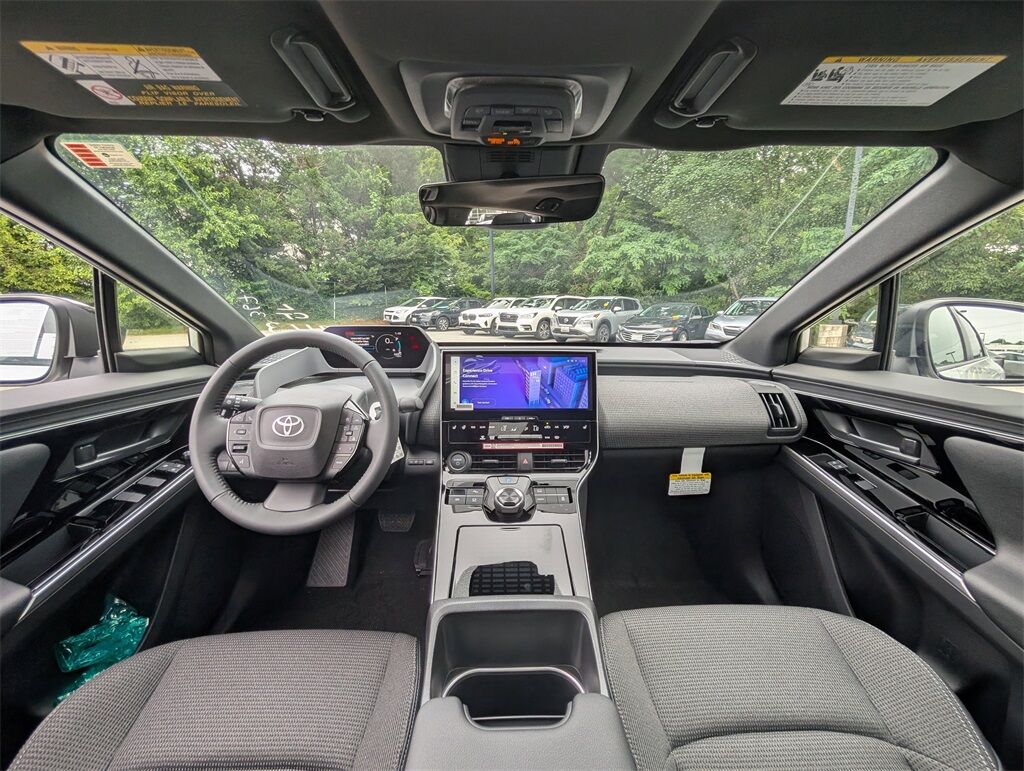 2025 Toyota bZ4X XLE