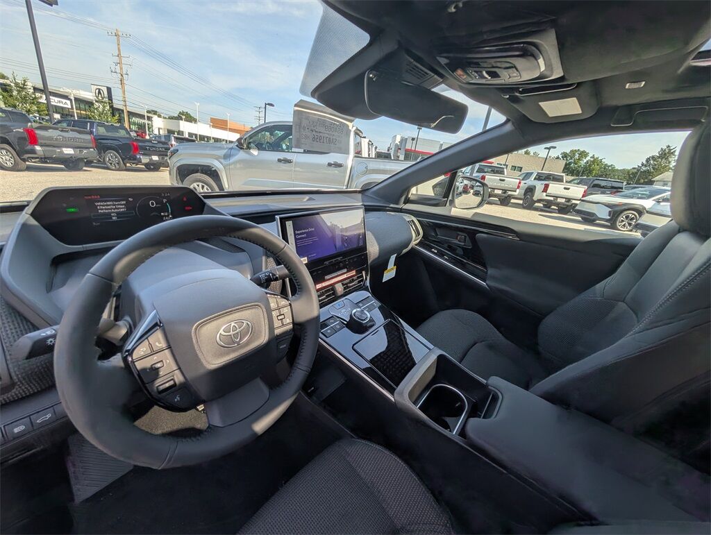 2025 Toyota bZ4X XLE
