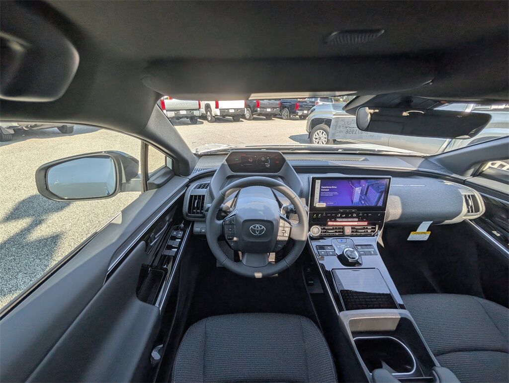 2025 Toyota bZ4X XLE