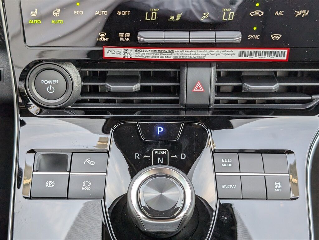 2025 Toyota bZ4X XLE