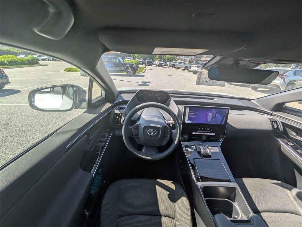 2025 Toyota bZ4X XLE