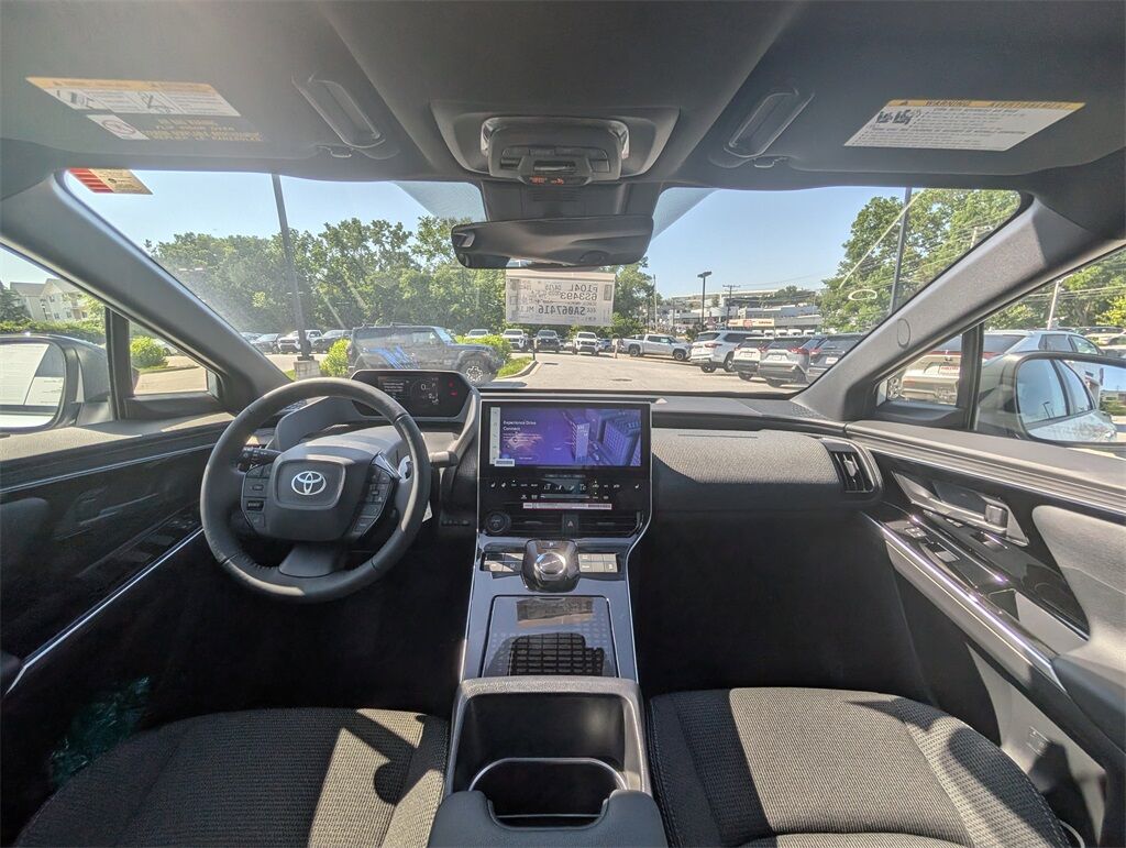 2025 Toyota bZ4X XLE