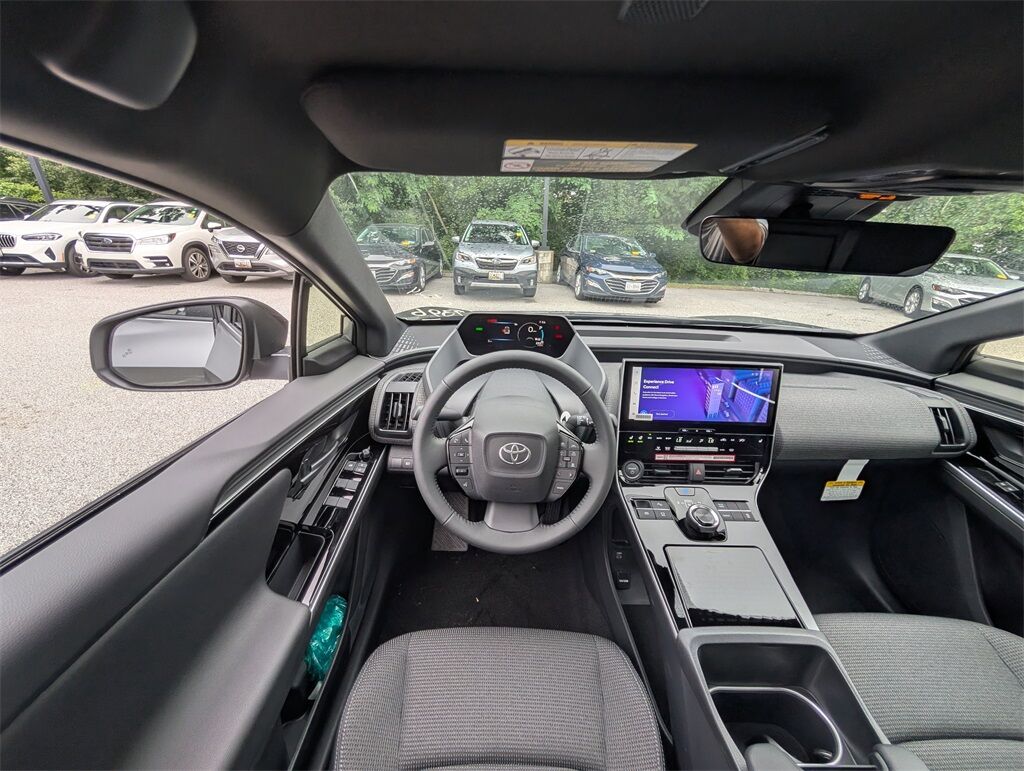 2025 Toyota bZ4X XLE
