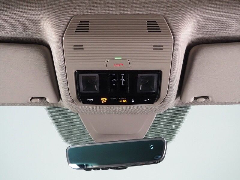 2025 Volkswagen Atlas 2.0T 2.0T SE w/Technology *PANORAMA MOONROOF, ADAPTIVE CRUISE, DIGITAL COCKPIT, SAFETY ALERTS, BACKUP-CAMERA, CLIMATE SEATS, HEATED STEERING, WIRELESS CHARGING, ANDROID & APPLE Round Rock TX