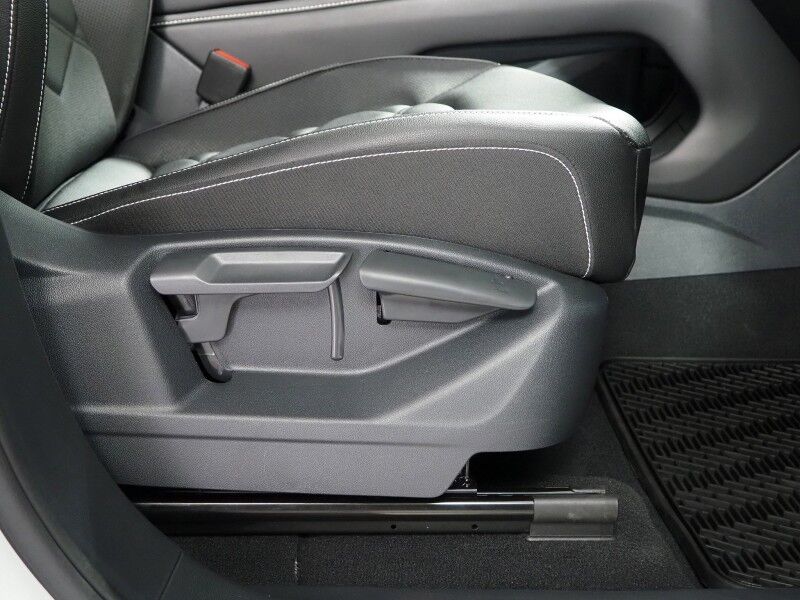 2025 Volkswagen Atlas 2.0T 2.0T SE w/Technology *PANORAMA MOONROOF, ADAPTIVE CRUISE, DIGITAL COCKPIT, SAFETY ALERTS, BACKUP-CAMERA, CLIMATE SEATS, HEATED STEERING, WIRELESS CHARGING, ANDROID & APPLE Round Rock TX