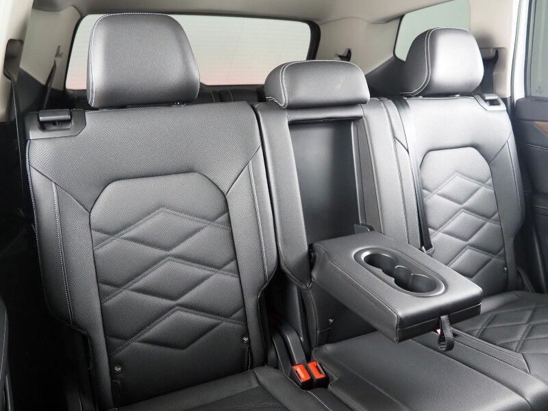 2025 Volkswagen Atlas 2.0T 2.0T SE w/Technology *PANORAMA MOONROOF, ADAPTIVE CRUISE, DIGITAL COCKPIT, SAFETY ALERTS, BACKUP-CAMERA, CLIMATE SEATS, HEATED STEERING, WIRELESS CHARGING, ANDROID & APPLE Round Rock TX