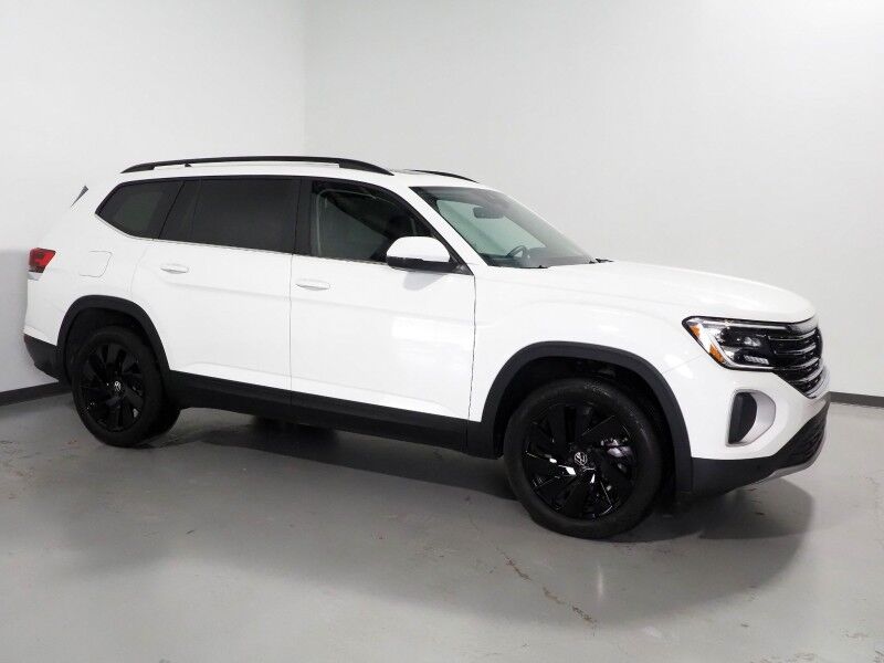 2025 Volkswagen Atlas 2.0T 2.0T SE w/Technology *PANORAMA MOONROOF, ADAPTIVE CRUISE, DIGITAL COCKPIT, SAFETY ALERTS, BACKUP-CAMERA, CLIMATE SEATS, HEATED STEERING, WIRELESS CHARGING, ANDROID & APPLE