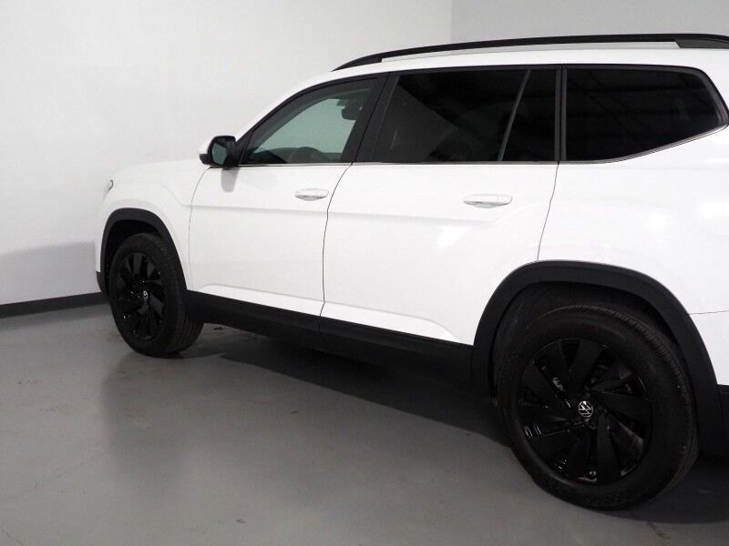 2025 Volkswagen Atlas 2.0T 2.0T SE w/Technology *PANORAMA MOONROOF, ADAPTIVE CRUISE, DIGITAL COCKPIT, SAFETY ALERTS, BACKUP-CAMERA, CLIMATE SEATS, HEATED STEERING, WIRELESS CHARGING, ANDROID & APPLE Round Rock TX