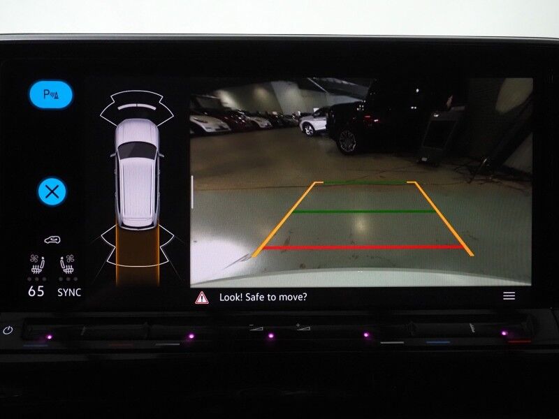 2025 Volkswagen Atlas 2.0T 2.0T SE w/Technology *PANORAMA MOONROOF, ADAPTIVE CRUISE, DIGITAL COCKPIT, SAFETY ALERTS, BACKUP-CAMERA, CLIMATE SEATS, HEATED STEERING, WIRELESS CHARGING, ANDROID & APPLE Round Rock TX