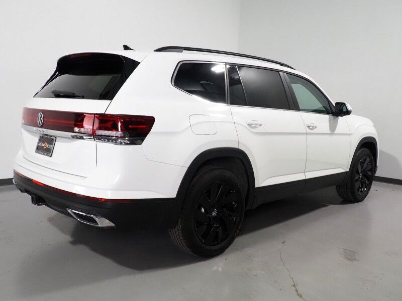 2025 Volkswagen Atlas 2.0T 2.0T SE w/Technology *PANORAMA MOONROOF, ADAPTIVE CRUISE, DIGITAL COCKPIT, SAFETY ALERTS, BACKUP-CAMERA, CLIMATE SEATS, HEATED STEERING, WIRELESS CHARGING, ANDROID & APPLE Round Rock TX