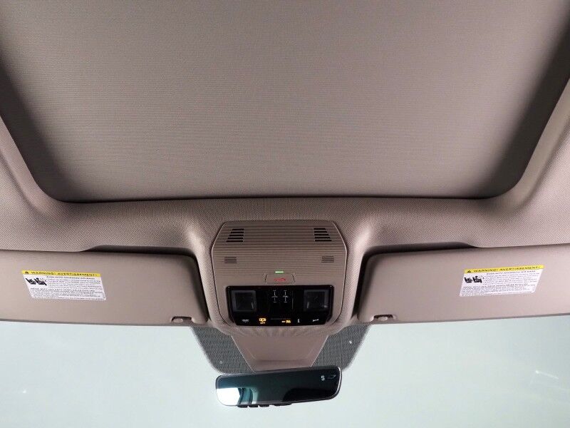 2025 Volkswagen Atlas 2.0T 2.0T SE w/Technology *PANORAMA MOONROOF, ADAPTIVE CRUISE, DIGITAL COCKPIT, SAFETY ALERTS, BACKUP-CAMERA, CLIMATE SEATS, HEATED STEERING, WIRELESS CHARGING, ANDROID & APPLE Round Rock TX