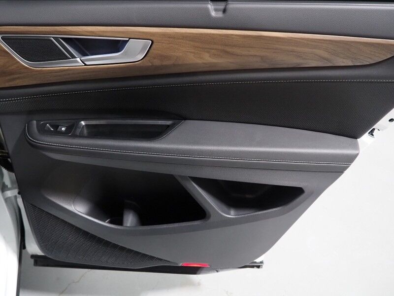 2025 Volkswagen Atlas 2.0T 2.0T SE w/Technology *PANORAMA MOONROOF, ADAPTIVE CRUISE, DIGITAL COCKPIT, SAFETY ALERTS, BACKUP-CAMERA, CLIMATE SEATS, HEATED STEERING, WIRELESS CHARGING, ANDROID & APPLE Round Rock TX