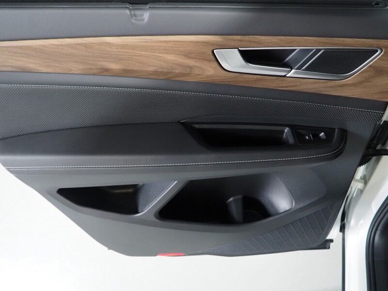 2025 Volkswagen Atlas 2.0T 2.0T SE w/Technology *PANORAMA MOONROOF, ADAPTIVE CRUISE, DIGITAL COCKPIT, SAFETY ALERTS, BACKUP-CAMERA, CLIMATE SEATS, HEATED STEERING, WIRELESS CHARGING, ANDROID & APPLE Round Rock TX