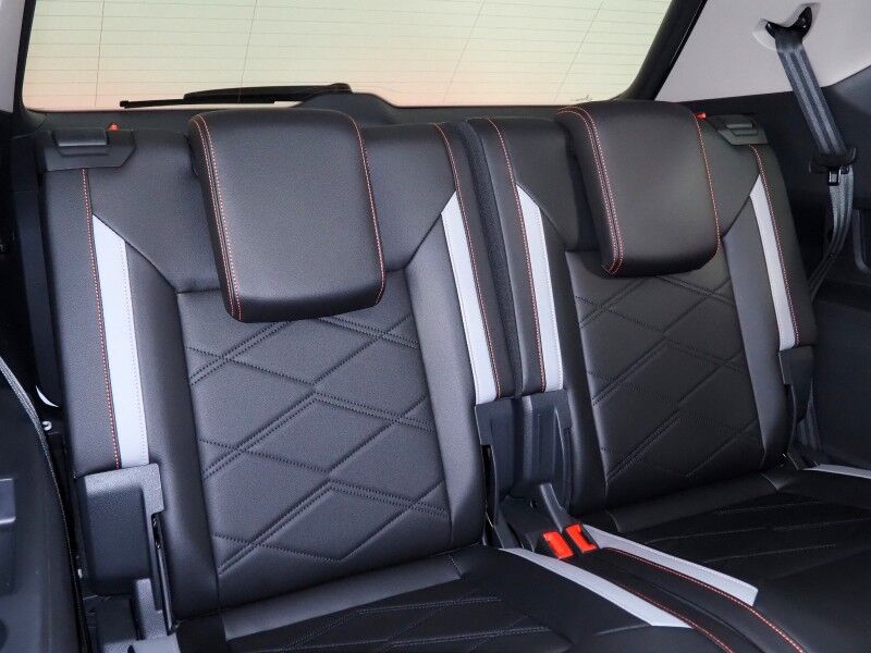 2025 Volkswagen Atlas 2.0T Peak Edition 4MOTION *PANORAMA MOONROOF, ADAPTIVE CRUISE, DIGITAL COCKPIT, SAFETY ALERTS, BACKUP-CAMERA, CLIMATE SEATS, HEATED STEERING, 2ND ROW CAPTAIN'S, WIRELESS CHARGING, ANDROID & APPLE Round Rock TX