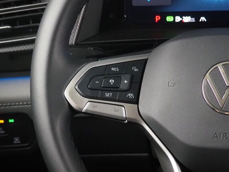 2025 Volkswagen Atlas 2.0T Peak Edition 4MOTION *PANORAMA MOONROOF, ADAPTIVE CRUISE, DIGITAL COCKPIT, SAFETY ALERTS, BACKUP-CAMERA, CLIMATE SEATS, HEATED STEERING, 2ND ROW CAPTAIN'S, WIRELESS CHARGING, ANDROID & APPLE Round Rock TX