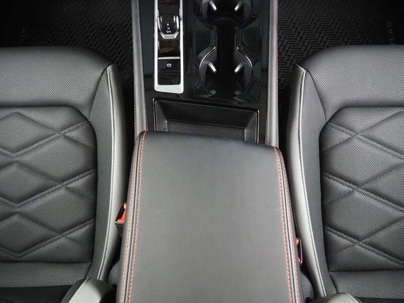 2025 Volkswagen Atlas 2.0T Peak Edition 4MOTION *PANORAMA MOONROOF, ADAPTIVE CRUISE, DIGITAL COCKPIT, SAFETY ALERTS, BACKUP-CAMERA, CLIMATE SEATS, HEATED STEERING, 2ND ROW CAPTAIN'S, WIRELESS CHARGING, ANDROID & APPLE Round Rock TX