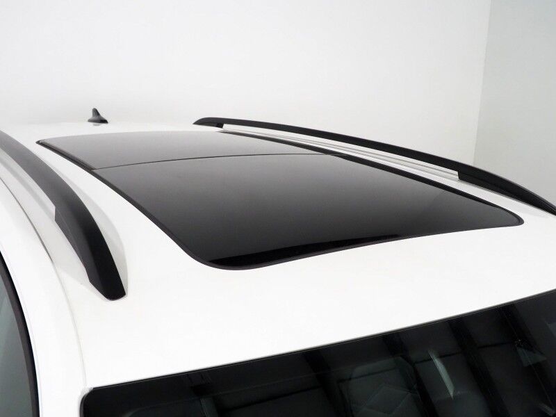 2025 Volkswagen Atlas 2.0T Peak Edition 4MOTION *PANORAMA MOONROOF, ADAPTIVE CRUISE, DIGITAL COCKPIT, SAFETY ALERTS, BACKUP-CAMERA, CLIMATE SEATS, HEATED STEERING, 2ND ROW CAPTAIN'S, WIRELESS CHARGING, ANDROID & APPLE Round Rock TX