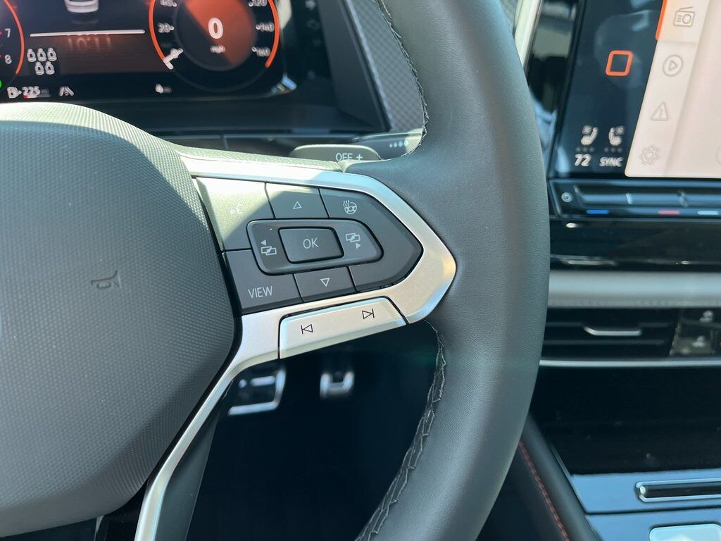 2025 Volkswagen Atlas 2.0T Peak Edition Green Bay WI