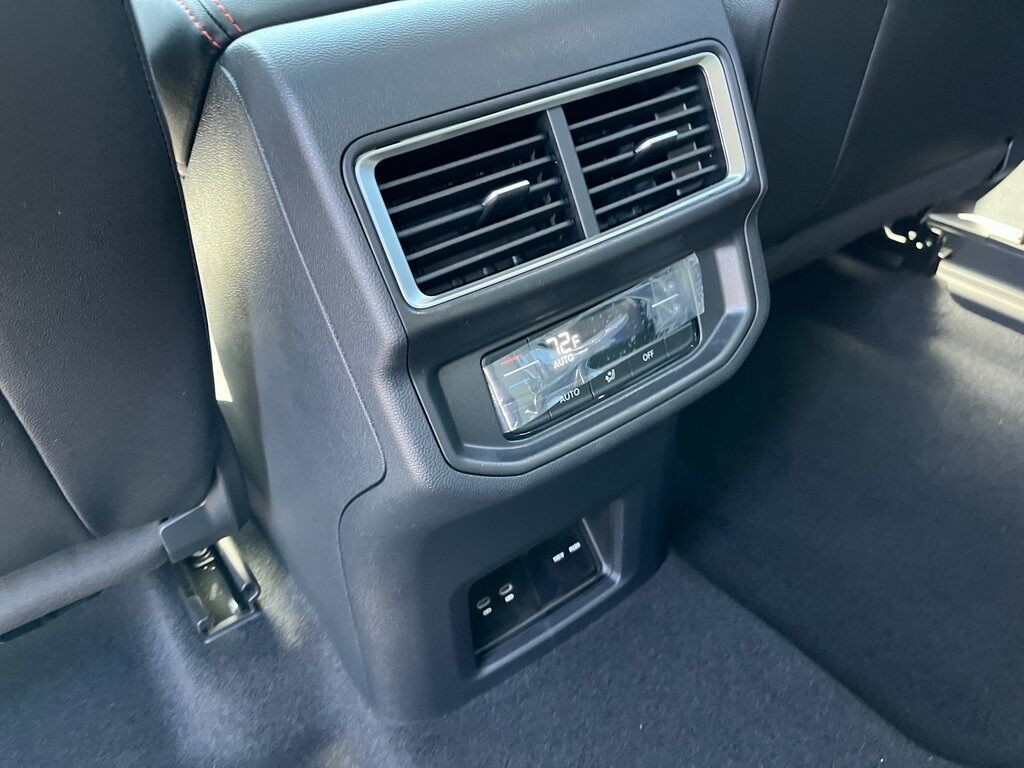 2025 Volkswagen Atlas 2.0T Peak Edition Green Bay WI