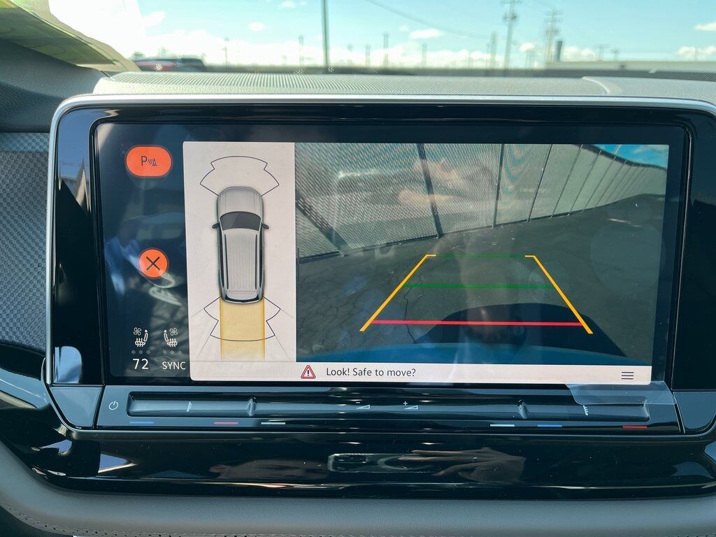 2025 Volkswagen Atlas 2.0T Peak Edition Green Bay WI