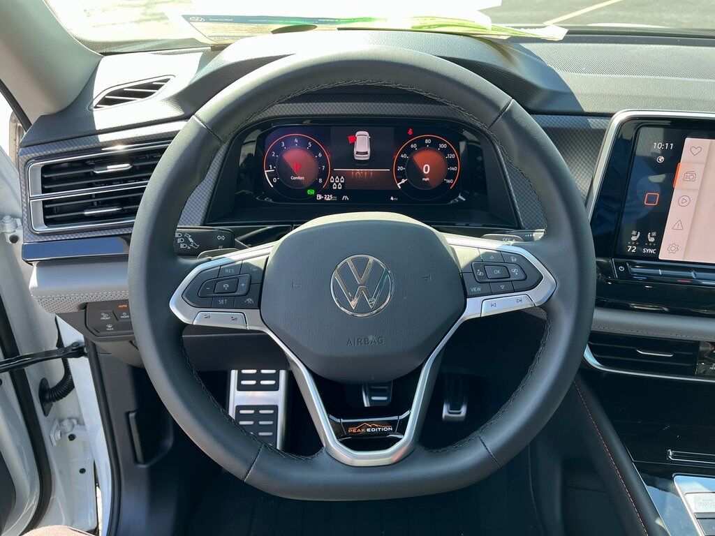 2025 Volkswagen Atlas 2.0T Peak Edition Green Bay WI
