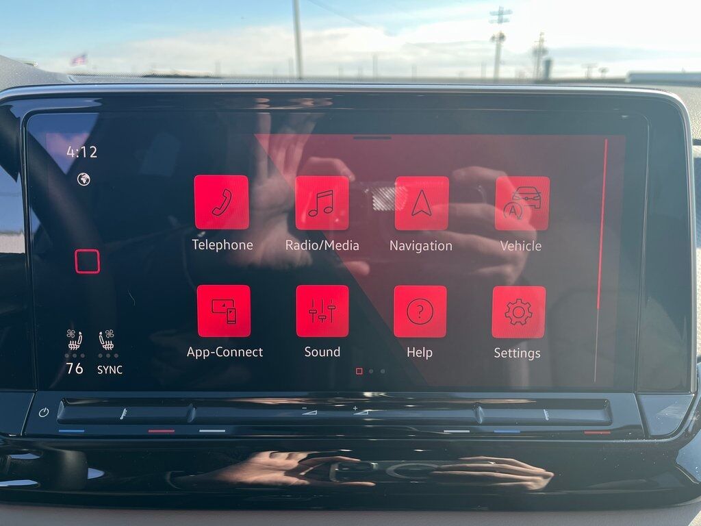 2025 Volkswagen Atlas 2.0T Peak Edition Green Bay WI